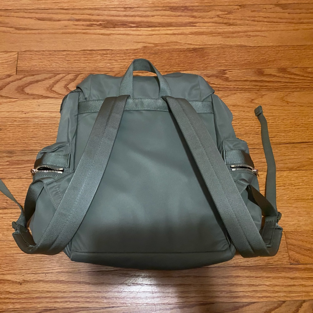 Lululemon Wunderlust 14L Mini Backpack - Picture 2 of 2